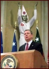 [ashstatue001.jpg]